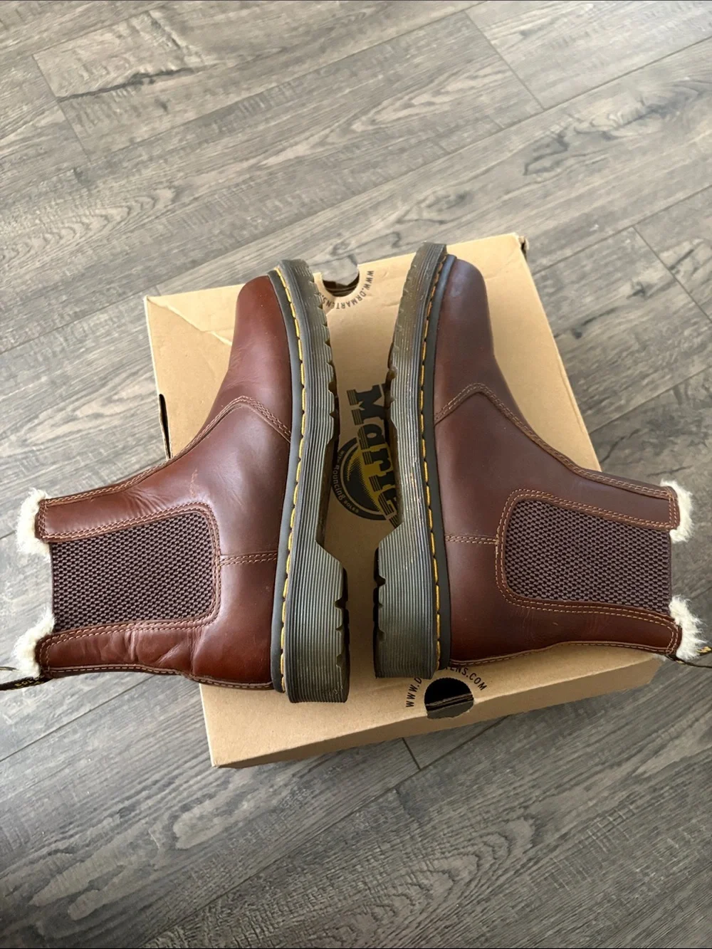 🍁🍂Dr. Martens Brown Faux-Fur Chelsea Ankle Boots🍂🍁